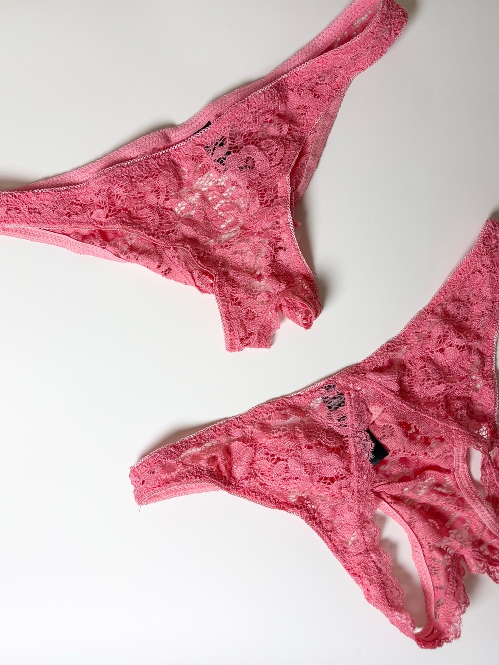 🤩 2/$20 SALE Yandy Pink Floral Lace Thong Panties - Set of Two